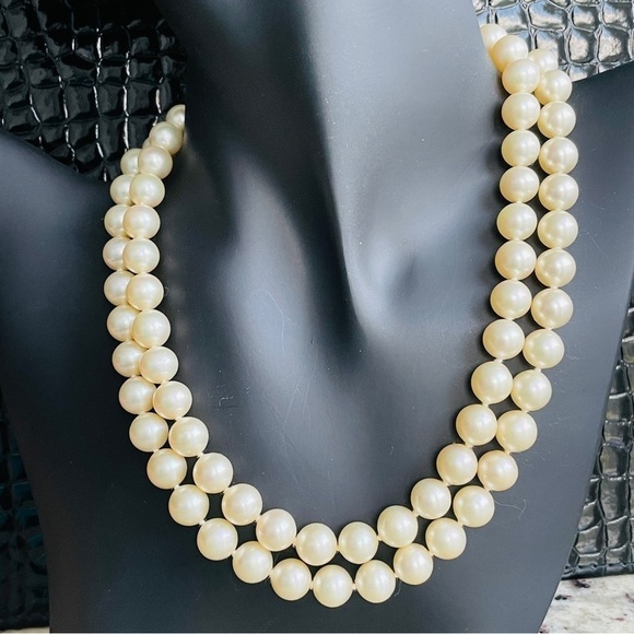 Vintage Fantasia By DeSerio Double Strand Simulated Pearl Necklace With … - Picture 5 of 15